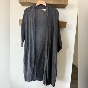 Indigenous|Organic cotton open front long line knit cardigan in charcoal grey•XS